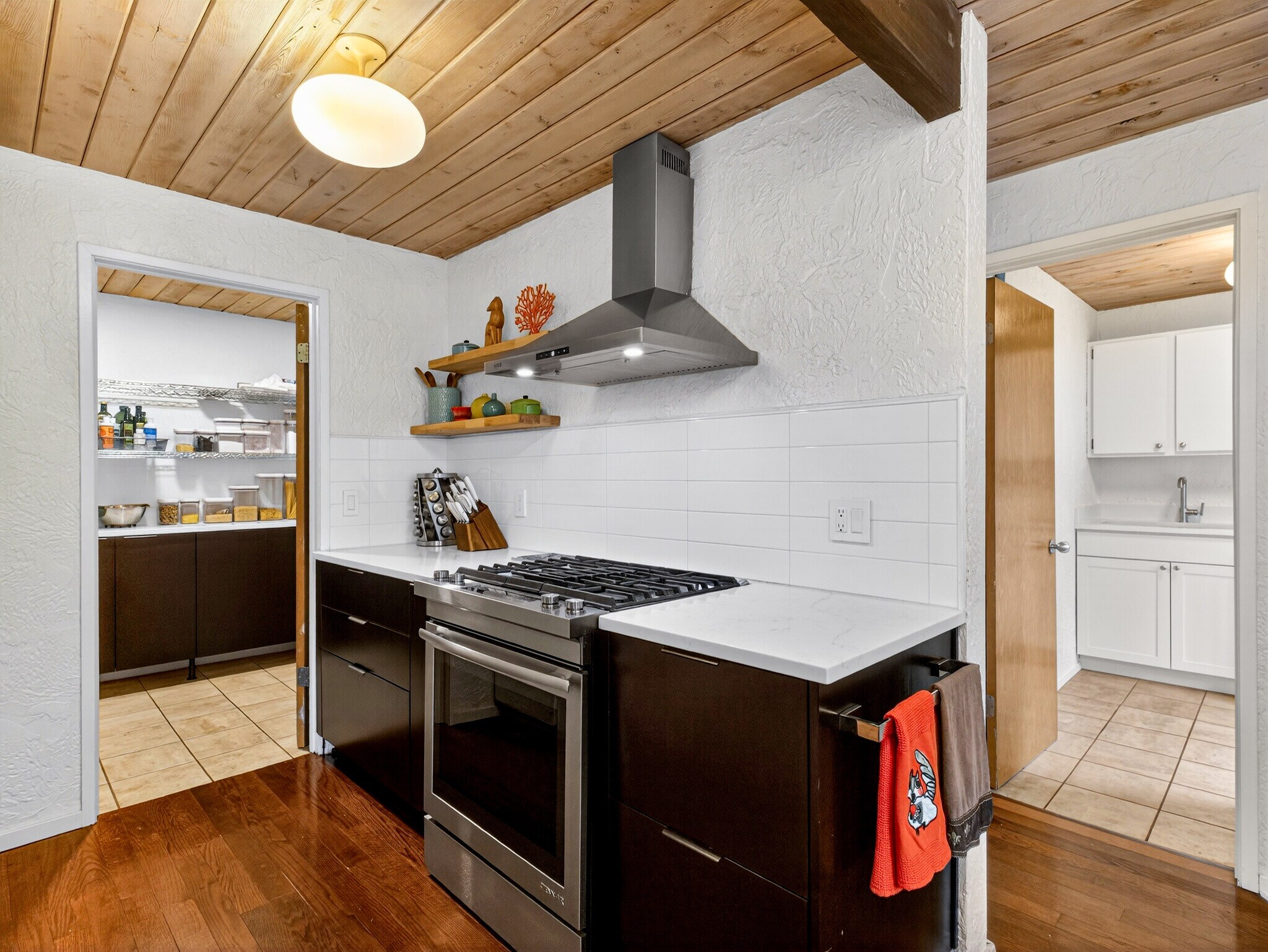 Building Photo - 10956 SE Azar Dr