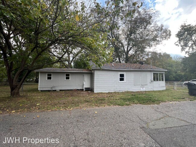 Building Photo - 4 br, 2 bath House - 501 Montgomery St