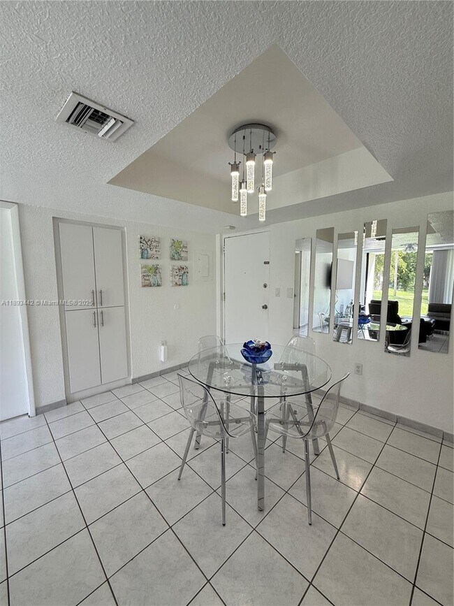 Building Photo - 8000 SW 149th Ave