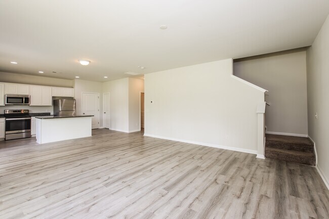 Building Photo - 88 Enclave Wy