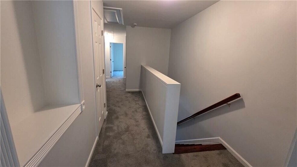 Building Photo - 3169 Mill Ct