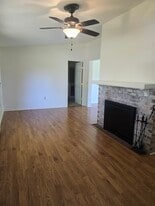 Building Photo - 1010 Otto Dr