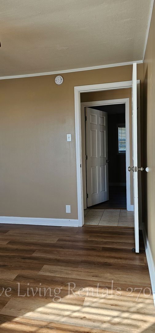 Building Photo - Stunning River & Mountain Views in South Pittsburg, Tennessee