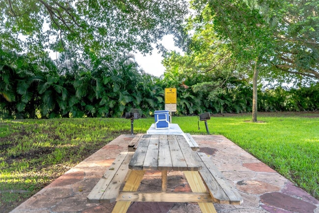 Building Photo - 9440 SW 8th St