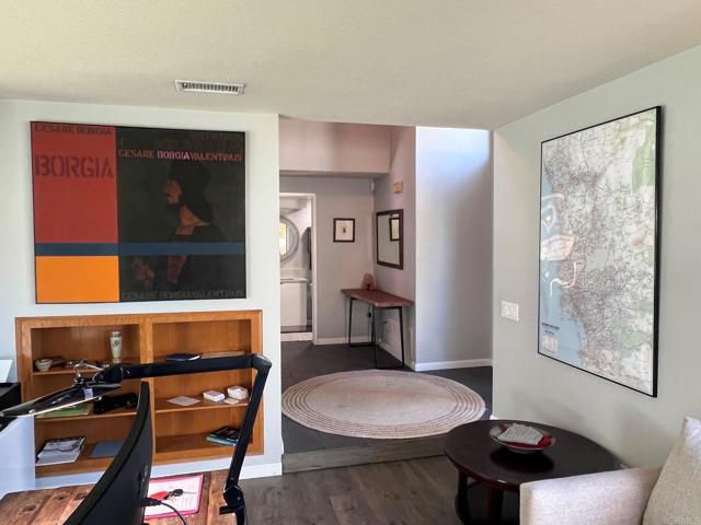 Building Photo - 1760 Hampton Ct