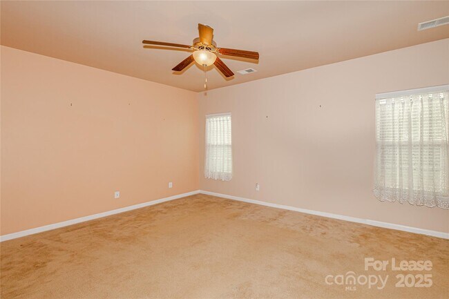 Building Photo - 7402 Dover Mill Dr SW