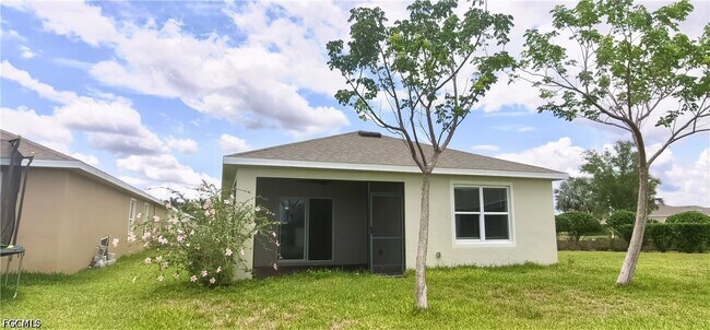 Building Photo - 18540 Cronin Sand Ln
