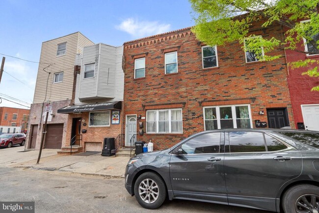 Building Photo - 2531 S 13th St