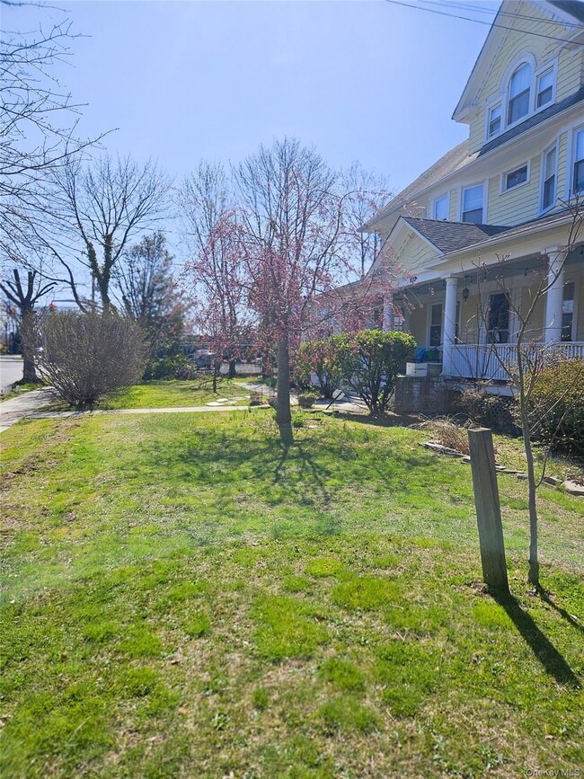 Building Photo - 2770 Academy St