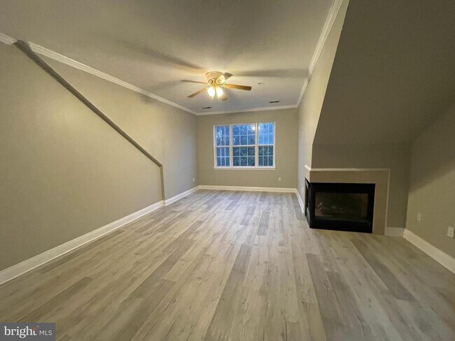 Building Photo - 831 Herring Creek Ct