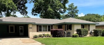 Building Photo - 2049 Horton Ave