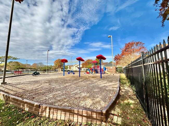 Building Photo - 3-Bedroom Townhome Ready NOW!! Completely Updated - Fenced Backyard - Exterior Storage!