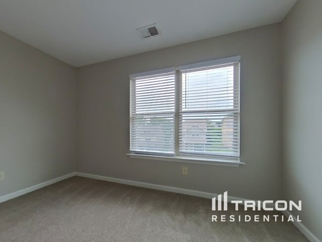 Building Photo - 54 Wyndham Ct