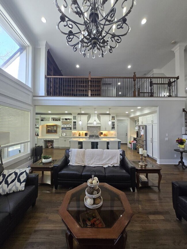 Building Photo - Amazing House In Windstone Available For P...