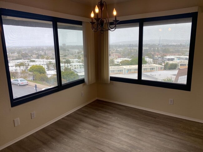 Building Photo - 3831 Nipoma Pl