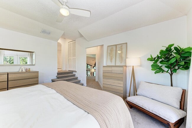 Building Photo - 8102 17th Ave W