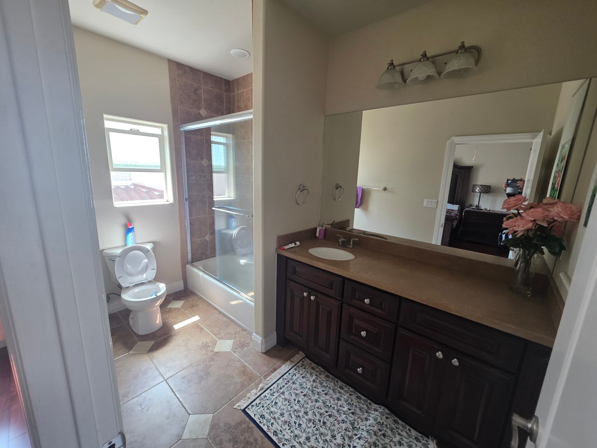 3rd Bath - 5102 La Palma Ave