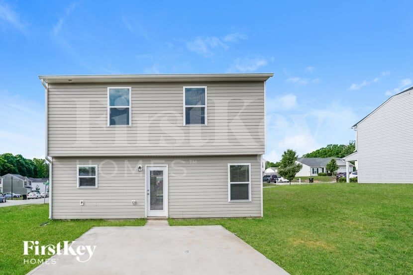 Building Photo - 108 Bedrock Ct