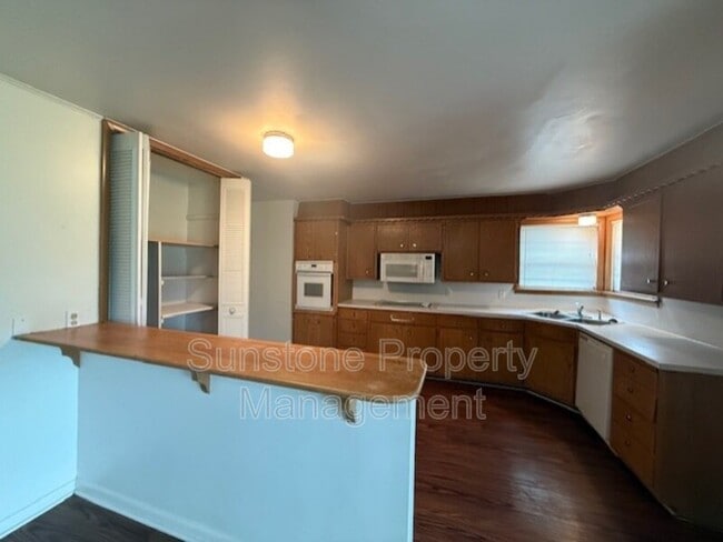 Building Photo - 8281 E 33rd Pl