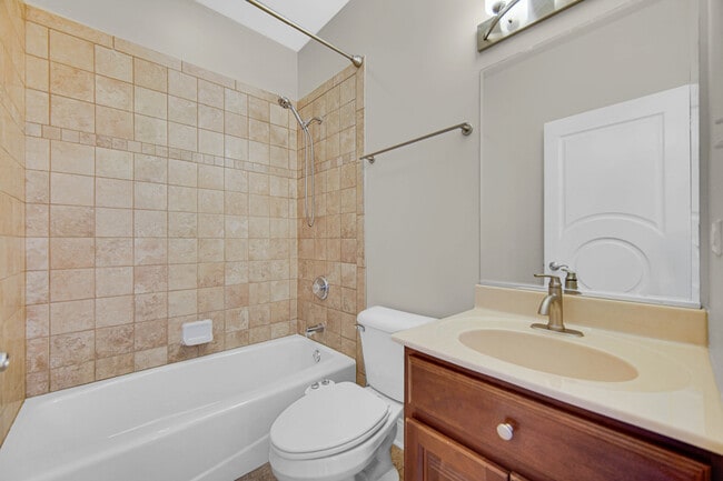 Building Photo - 9400 S 79th Ave