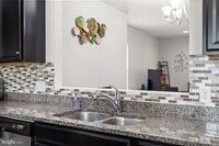 Building Photo - 1738 Beacon Ln