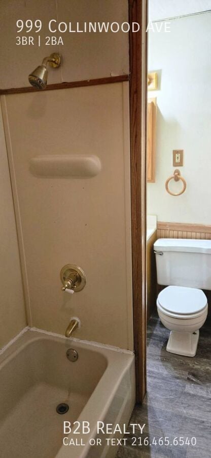 Building Photo - 999 Collinwood Ave