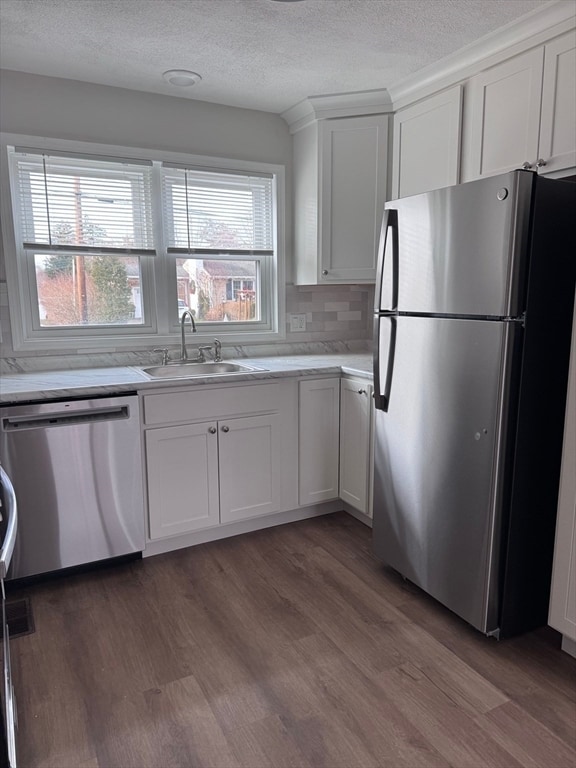 Building Photo - 168 Pine St