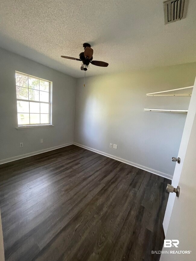 Building Photo - 62 Northgate Cir