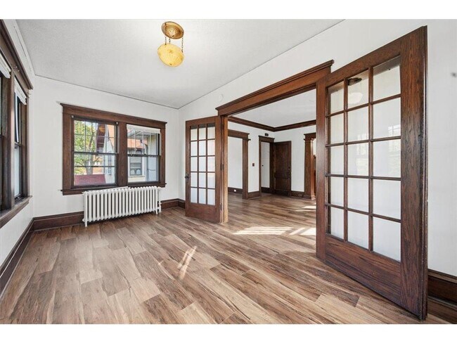 Building Photo - 3237 Lyndale Ave S