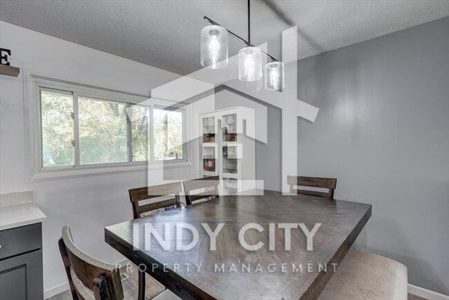 Building Photo - 4144 Balboa Dr