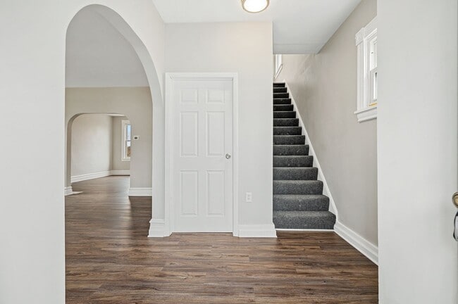 Building Photo - Newly Renovated 3 Bed, 2 Bath Single Family Home in Overbrook Area - Central AC, Off-Street Parki...