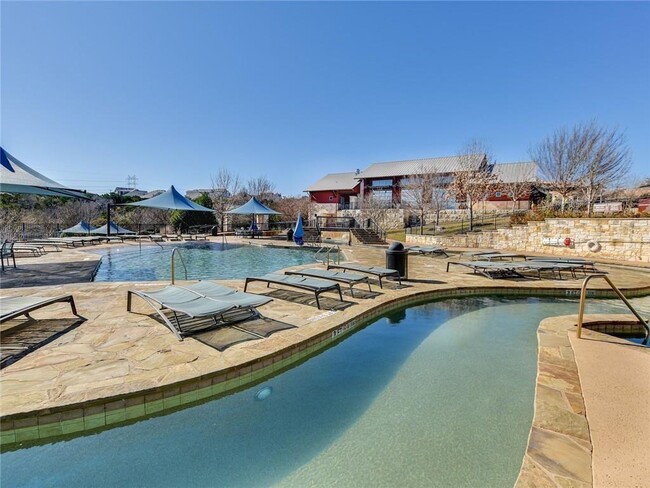 Building Photo - 208 Maxwell Way