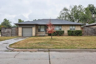 Building Photo - 4121 NW 20th St