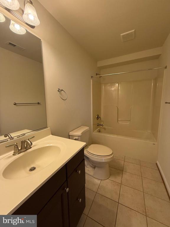 Building Photo - 20850 Autumn Mill Ct