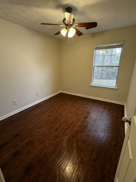 Building Photo - 4865 Beacon Ridge Ln