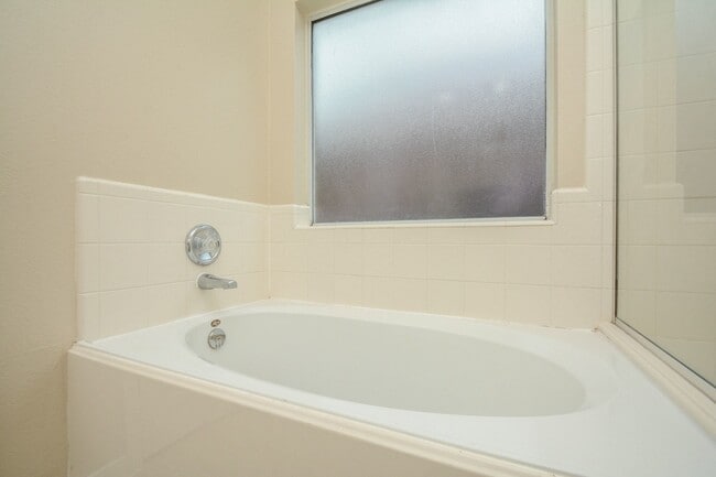 Building Photo - 20926 Windsor Hollow Ct