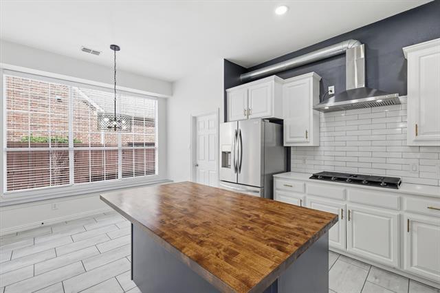 Building Photo - 7105 Langmuir Dr