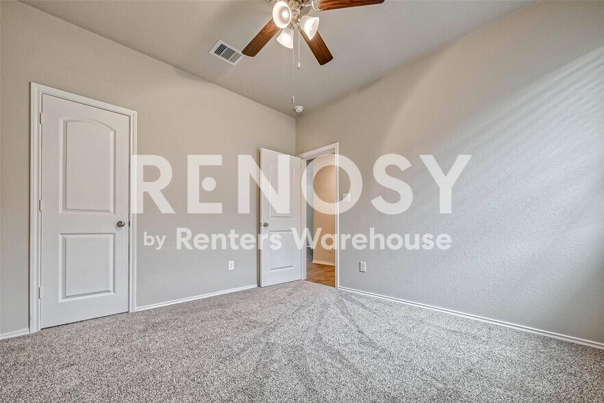 Building Photo - 14122 Silver Falls Ct