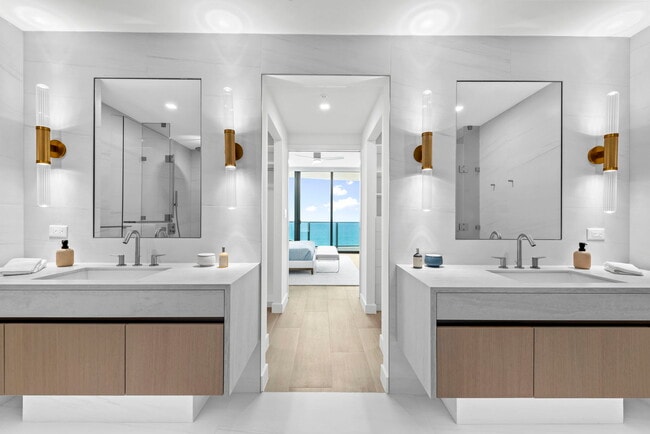 Building Photo - 900 N Ocean Blvd