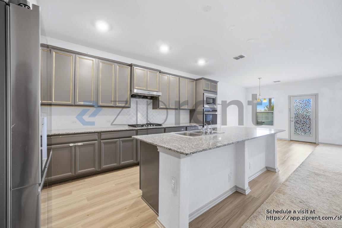 Building Photo - 9106 Spigel Wy