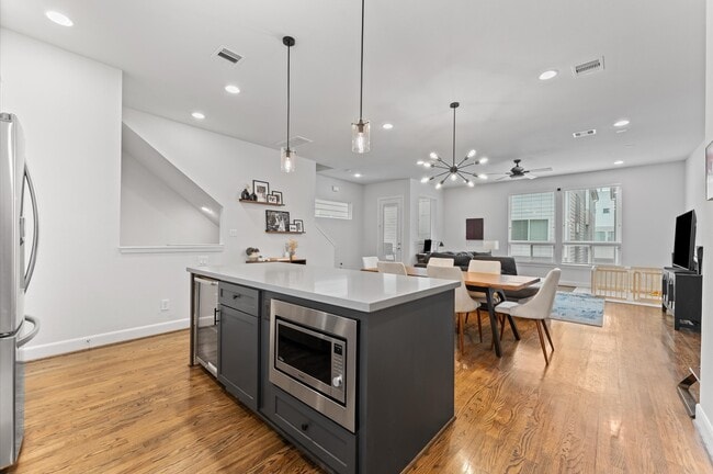 Building Photo - 311 Eado Park Cir