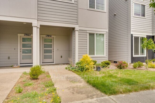 Building Photo - 17854 SW Rudolph Ln