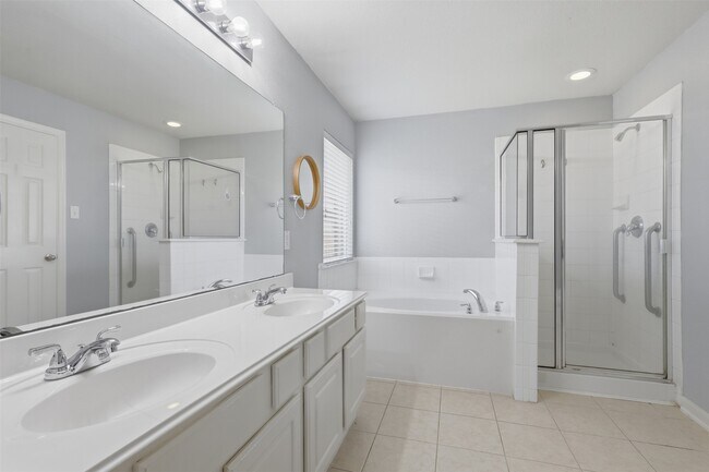 Building Photo - 6810 Jasmine Arbor Ln