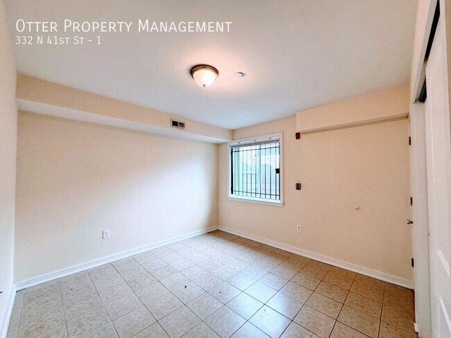 Building Photo - 332 N 41st St
