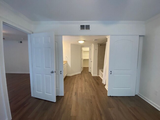 Building Photo - Broad River Township