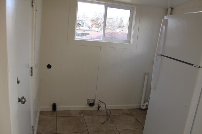 Building Photo - 329 McKinley St