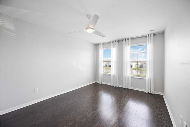 Building Photo - 3040 Via Sienna Cir