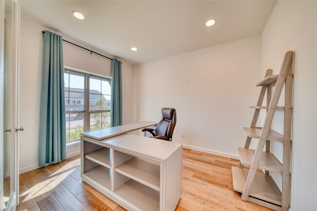 Building Photo - 9018 Moose Trl