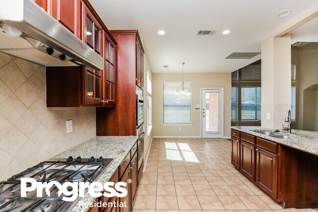 Building Photo - 12701 Campolina Way