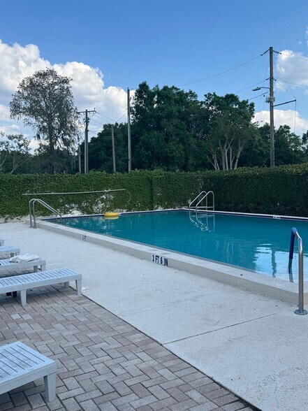 Building Photo - 16565 Brigadoon Dr